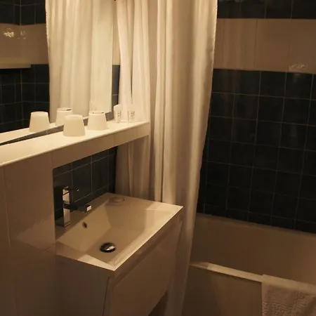 Appt Le 502 Piscine Et Apartment *